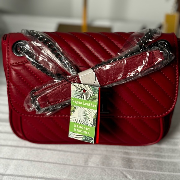 Red Quilted Women Bag - Picture 3 of 7